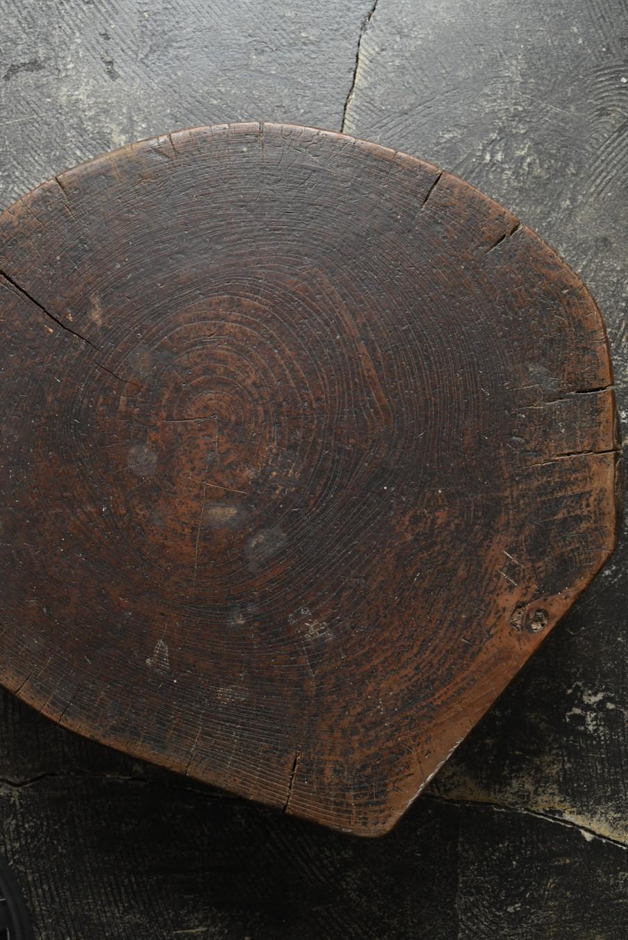 Tablero de trabajo japonés antiguo de madera / siglo XX / pequeño expositor Japonés en venta