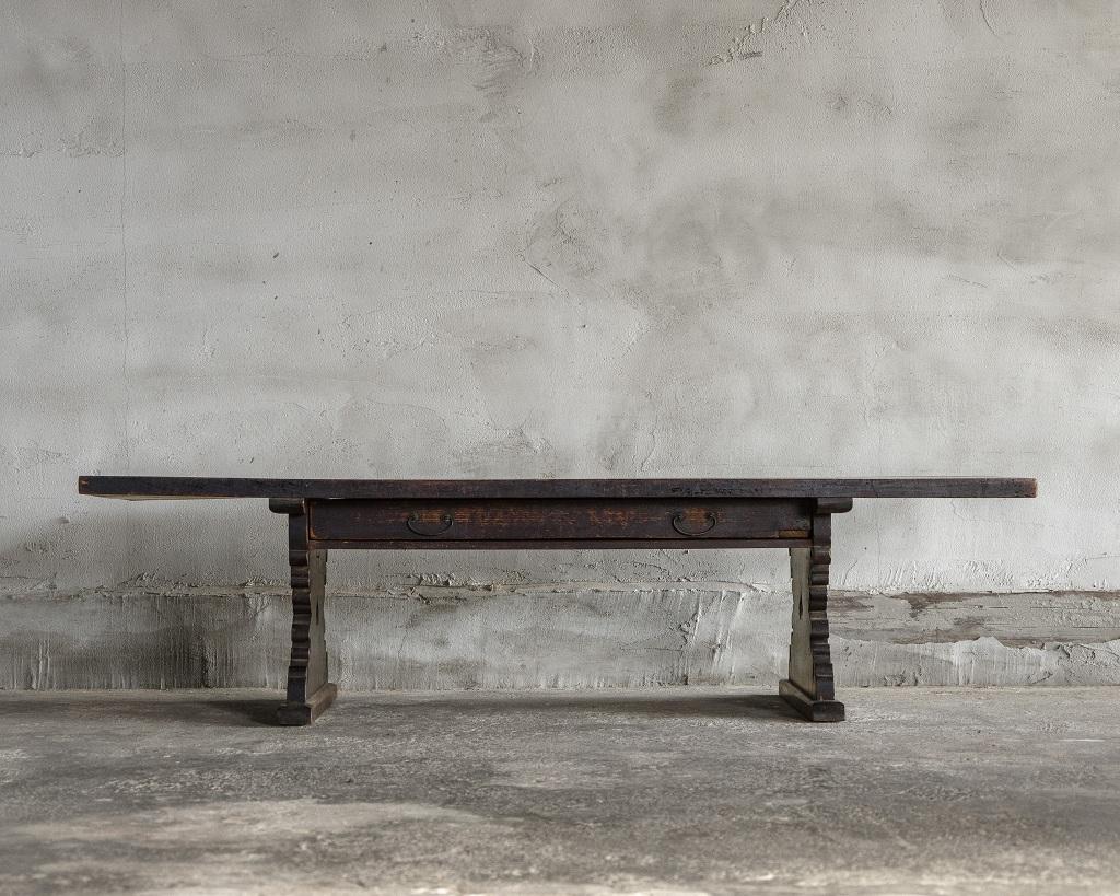 Japanese Antique Writing Desk, Low table Meiji Era '1868-1912', Wabi Sabi In Good Condition In Hitachiomiya-shi, 08