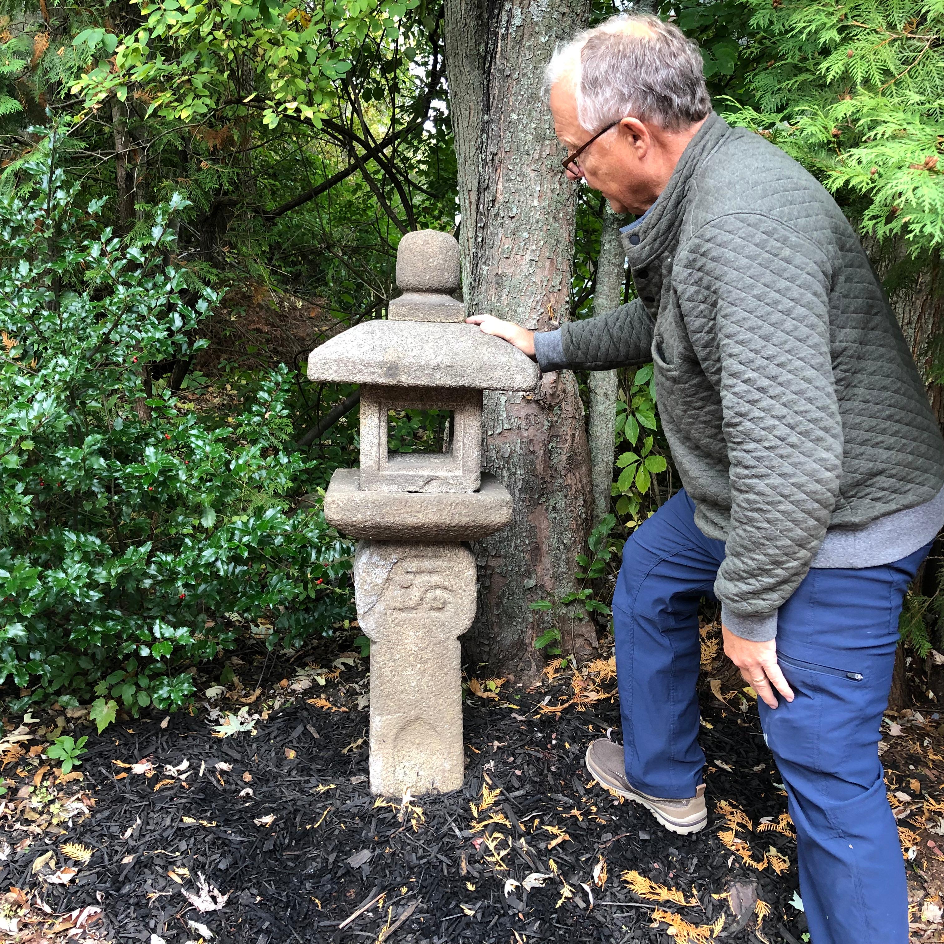 Japanese Antique Oribe Tea Master Stone Tea Garden Lantern  In Good Condition In South Burlington, VT