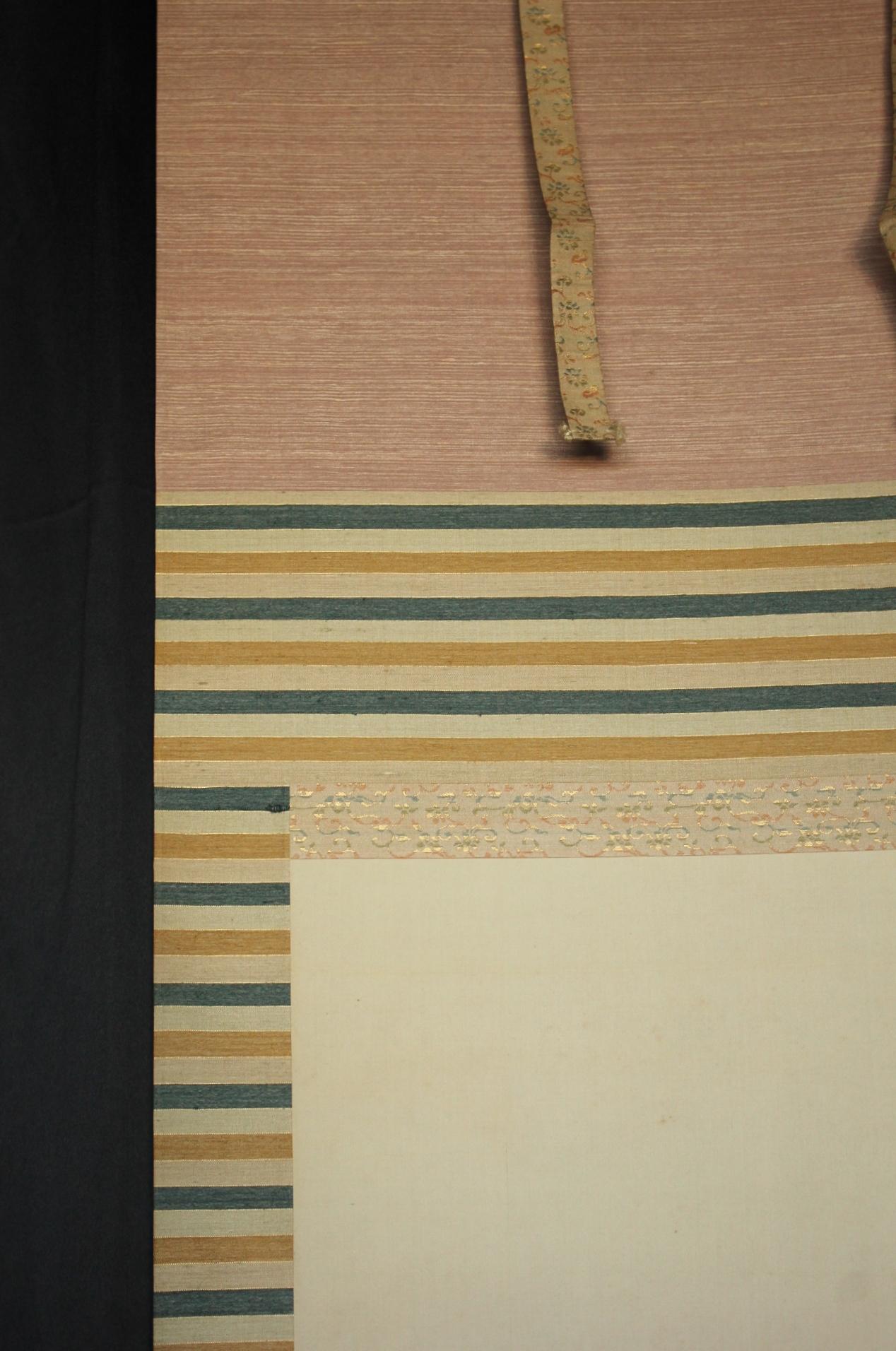 Japanese Antiques 4th Head Torii Kiyotada Silk color scroll Momotaro Ukiyo-e In Fair Condition For Sale In Niiza, JP