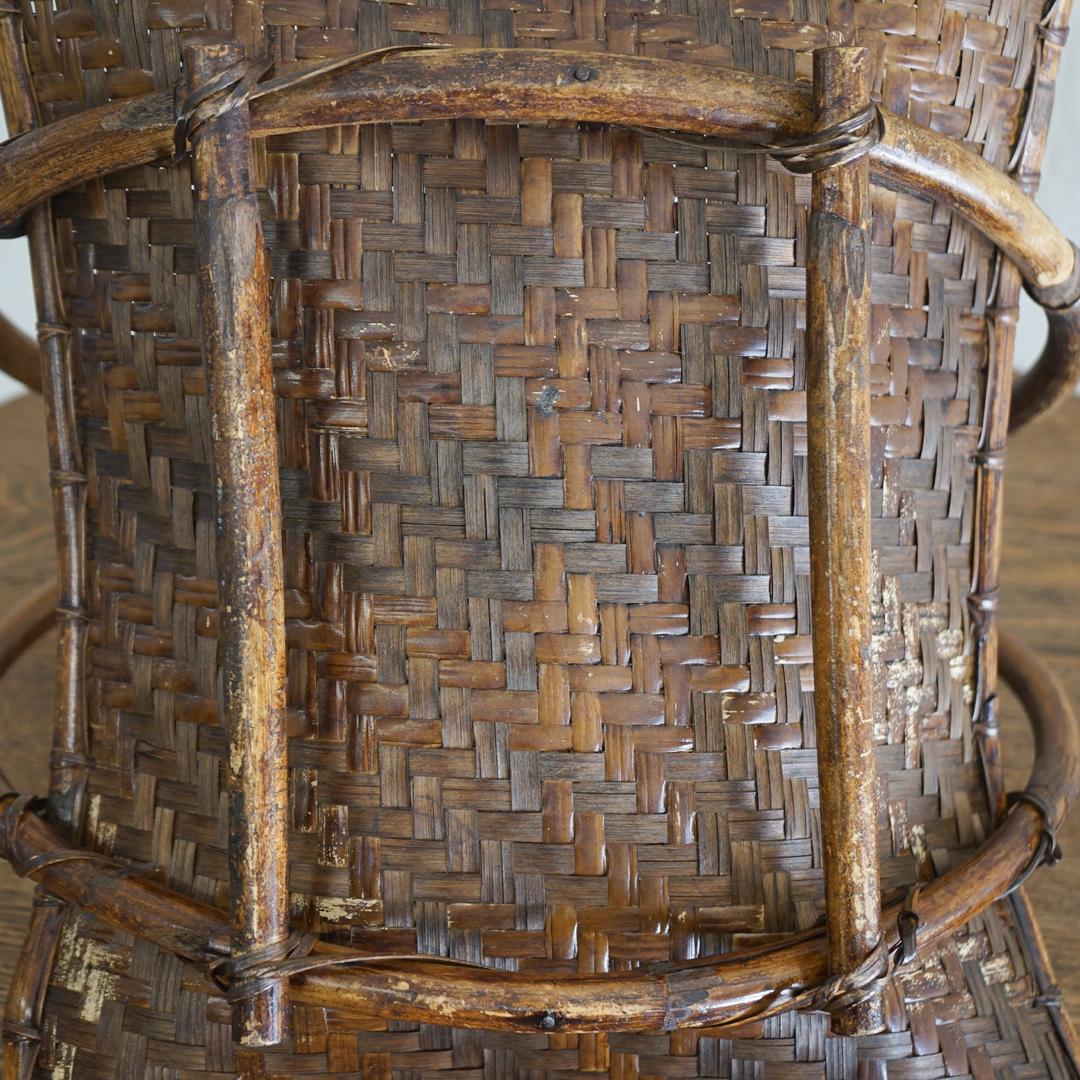 Japanese Antique Bamboo Basket Folk Craft 1930s-1950s Primitive Wabi-Sabi For Sale 6
