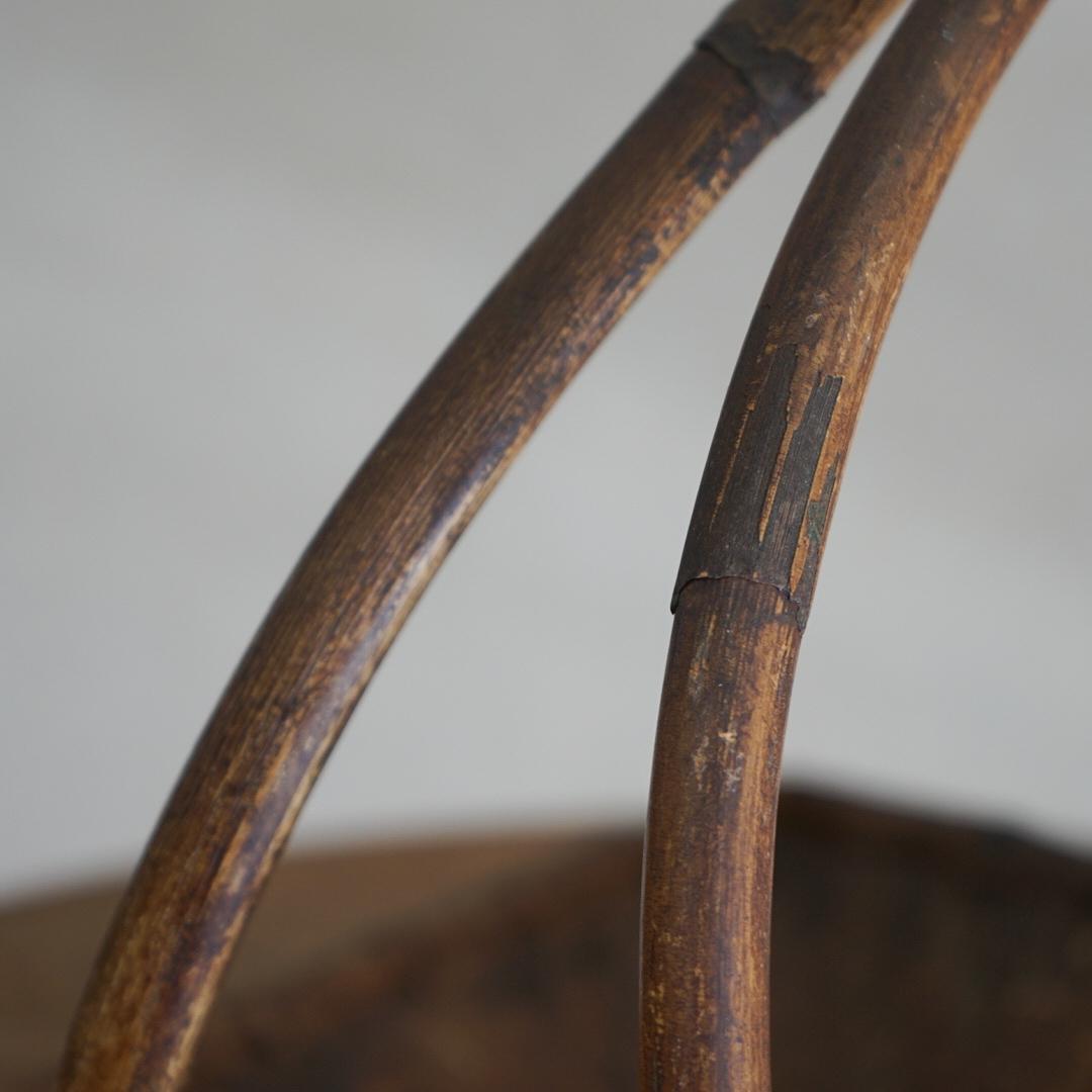 Japanese Antique Bamboo Basket Folk Craft 1930s-1950s Primitive Wabi-Sabi For Sale 2
