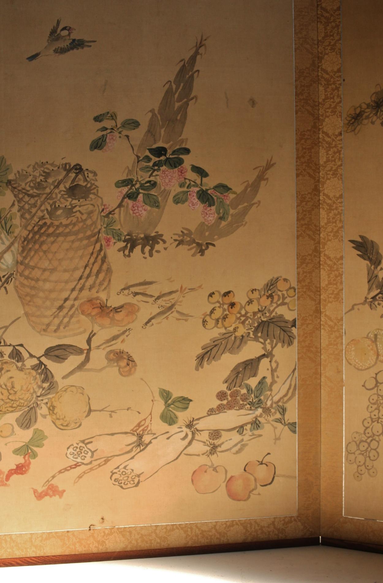 B8 Japanese Antiques  FlowersBirdsFruitsVegetables, folding Screen, 2panels Silk For Sale 4