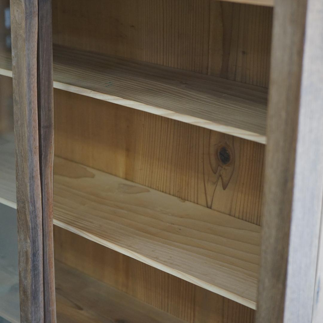 Japanese Antique Display Shelf Chestnut Wood 1930s Wabi-Sabi Primitive Japandi For Sale 2