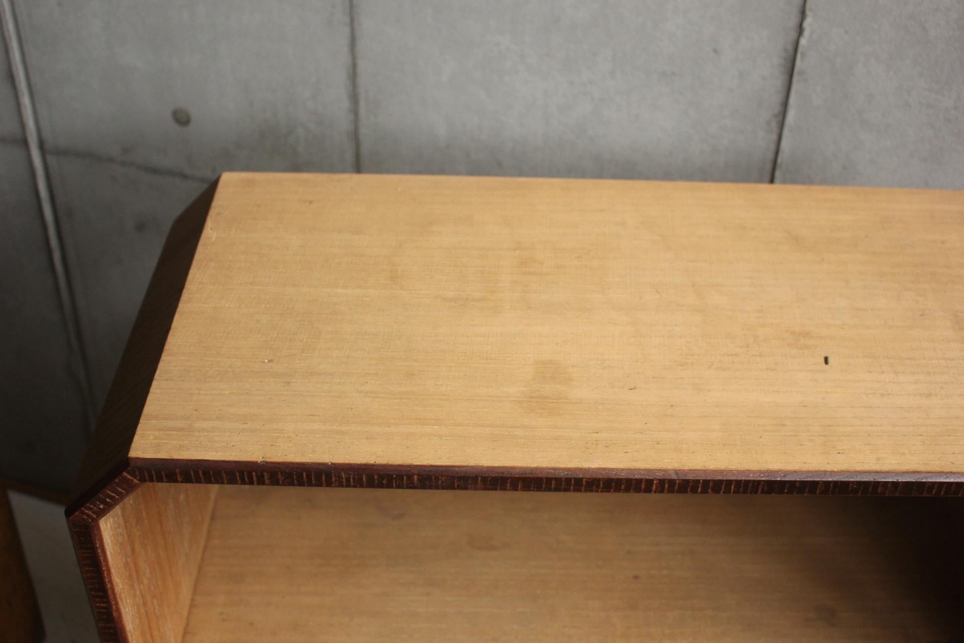 Old Japanese Modern Geometric design by a great joiner Paulownia wood drawer For Sale 5