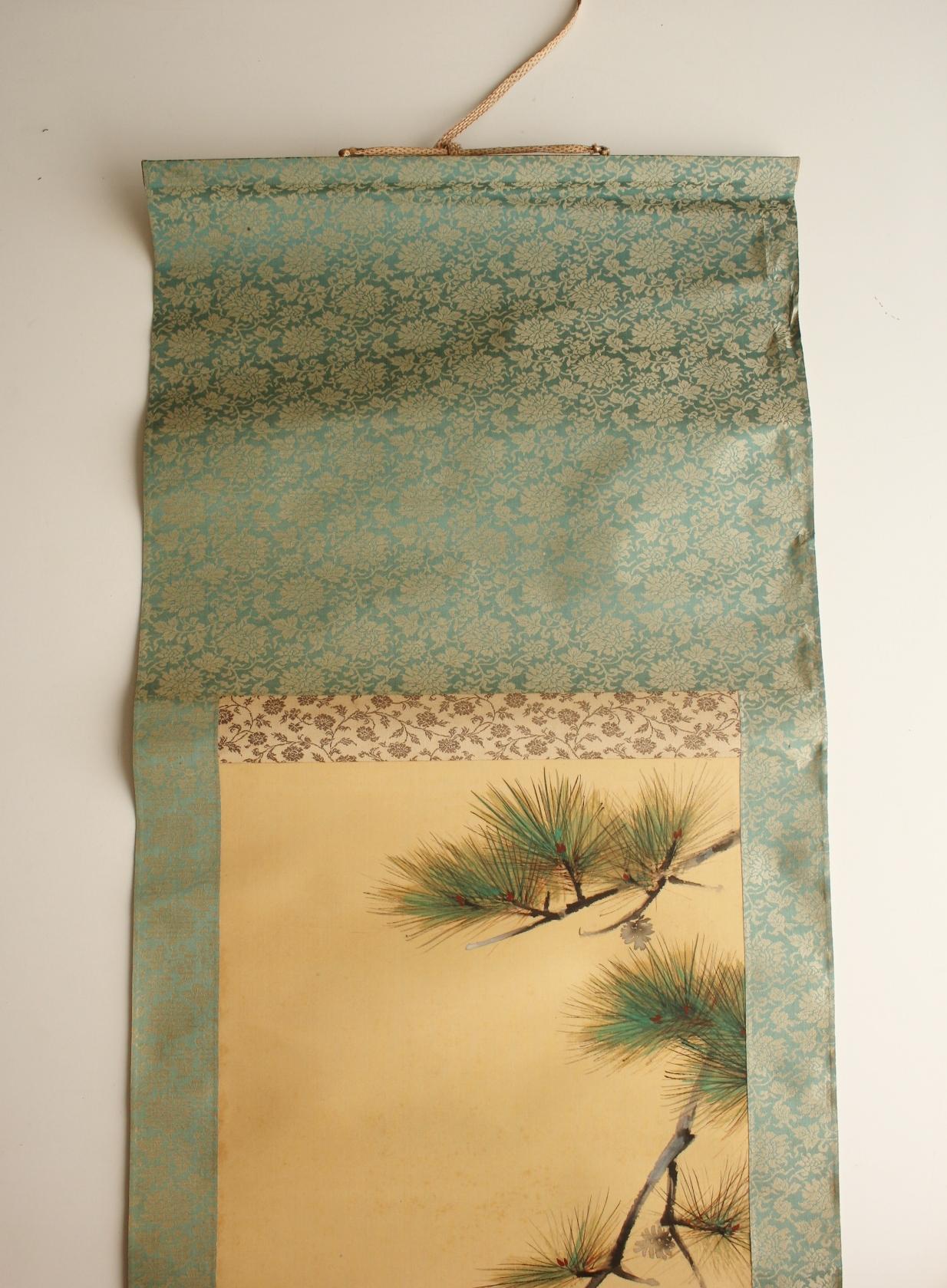 Japanese Antiques Hanging scroll, Pine and crane, silk For Sale 4