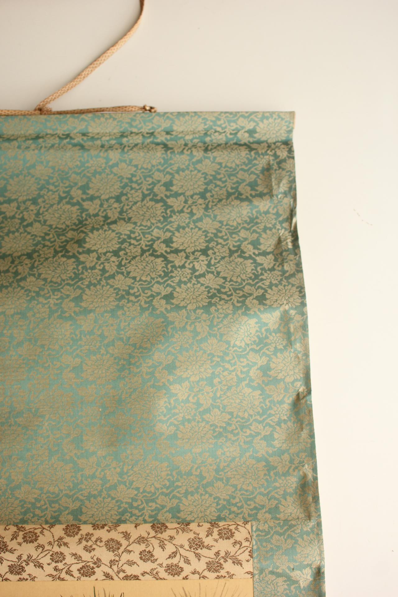 Japanese Antiques Hanging scroll, Pine and crane, silk For Sale 5
