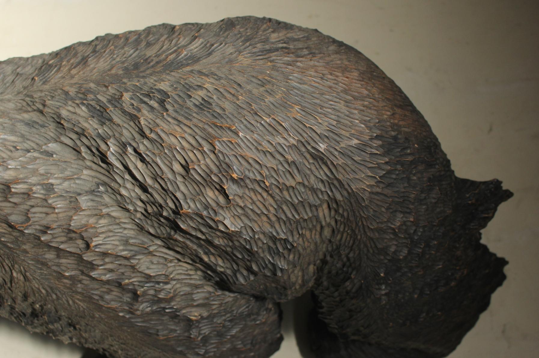 Japanese Antiques Hokkaido Folk Crafts Large Wood Carving Bear For Sale 5