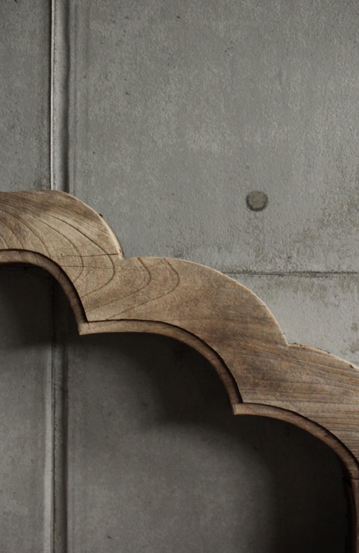 Japanese Antiques Kato-style(Firelight-shaped) wood window, for temples building For Sale 7