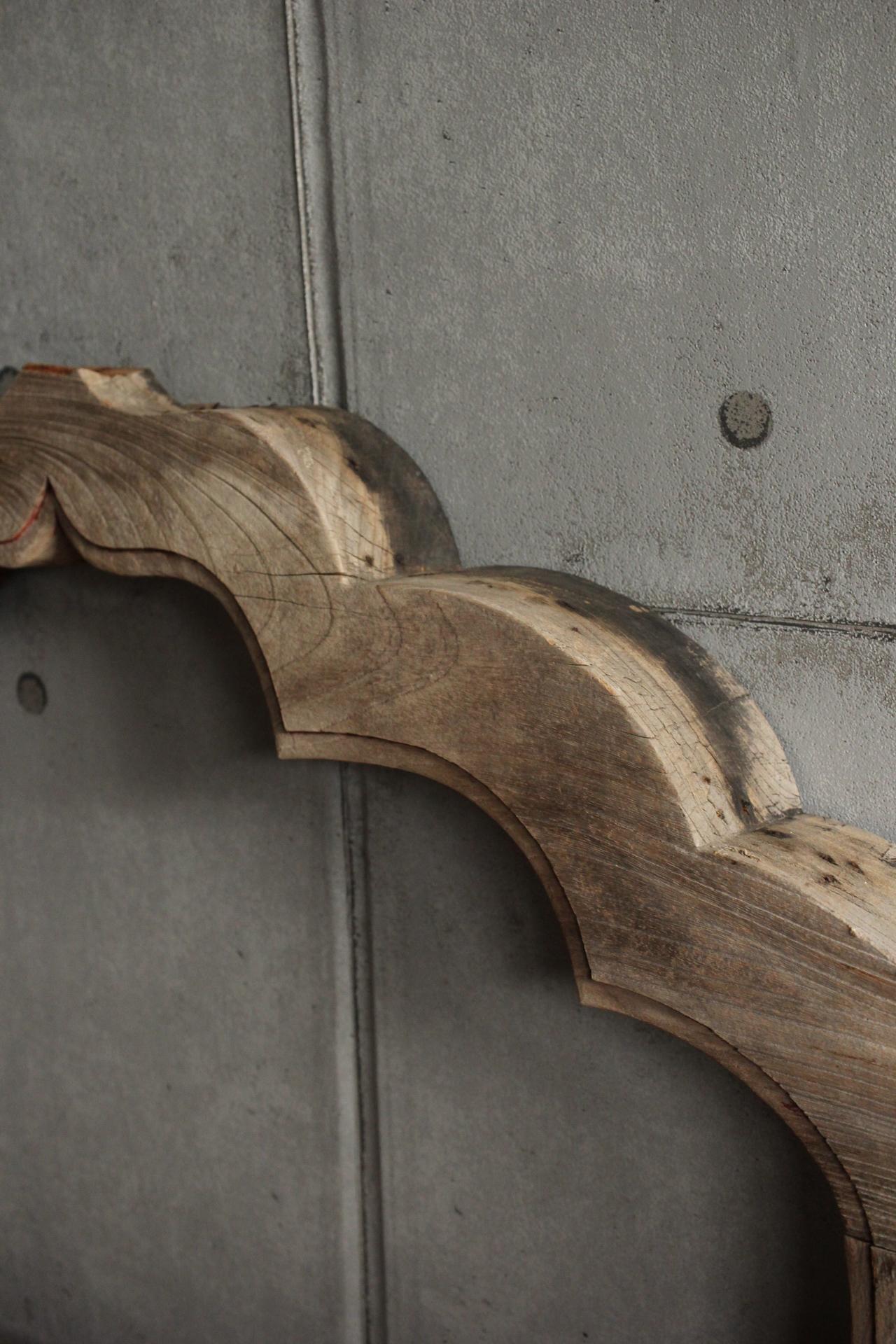 Japanese Antiques Kato-style(Firelight-shaped) wood window, for temples building For Sale 8