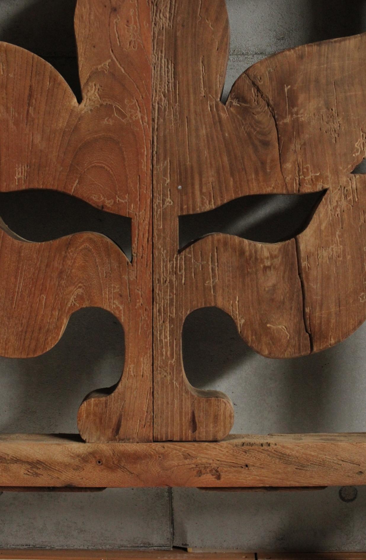 Japanese Antiques Kato-style(Firelight-shaped) wood window, for temples building For Sale 14