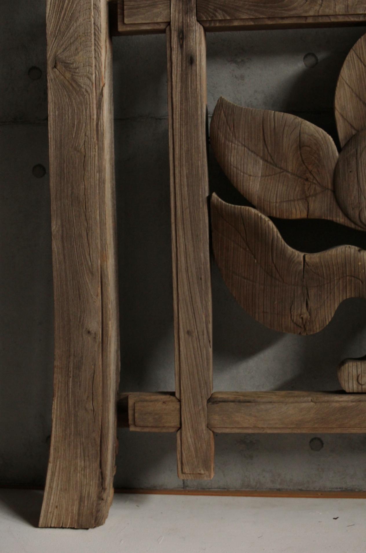Japanese Antiques Kato-style(Firelight-shaped) wood window, for temples building For Sale 1