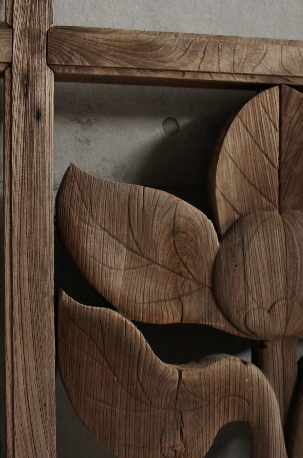 Japanese Antiques Kato-style(Firelight-shaped) wood window, for temples building For Sale 3
