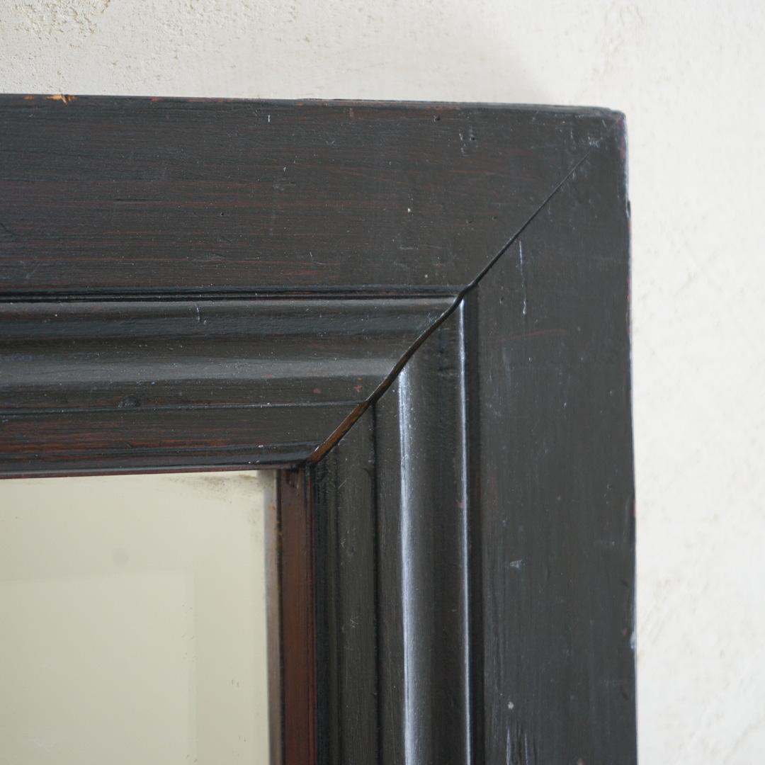Japanese Antique Mirror Black Frame 1930s-1940s Wabi-Sabi In Good Condition For Sale In Chiba-Shi, JP