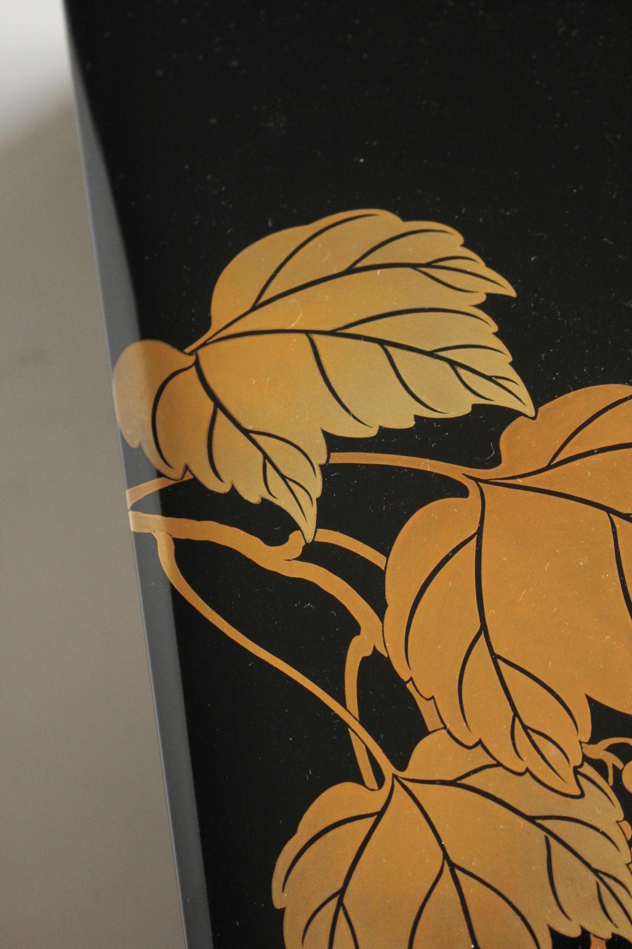 Legno Antichità giapponese Mitamura Jiho Ivy Makie (lacca) Scatola di carta per calligrafia in vendita