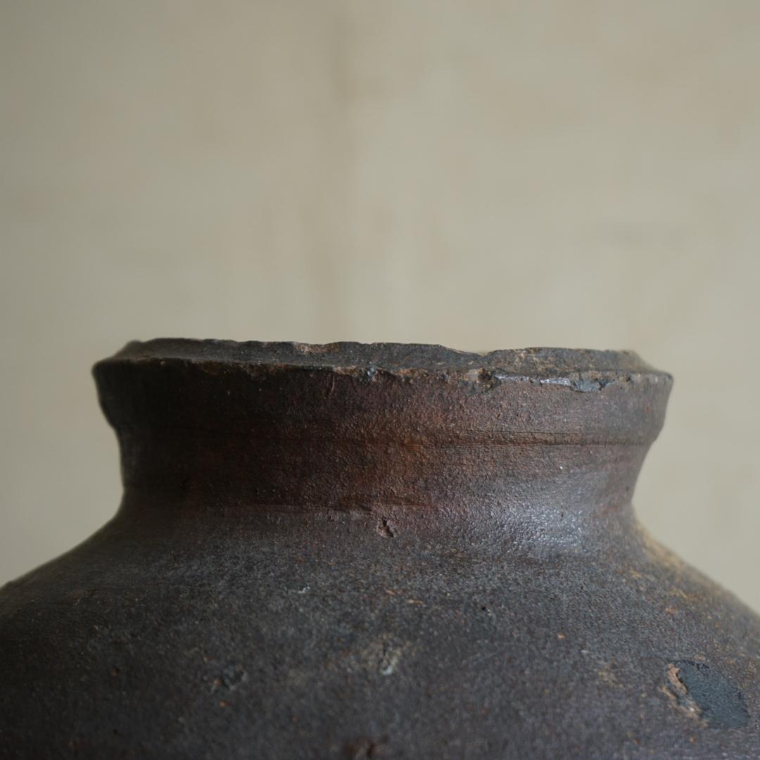 Japanese Antique Pottery Vase Flowerpot 1850s-1890s Wabi-Sabi For Sale 1