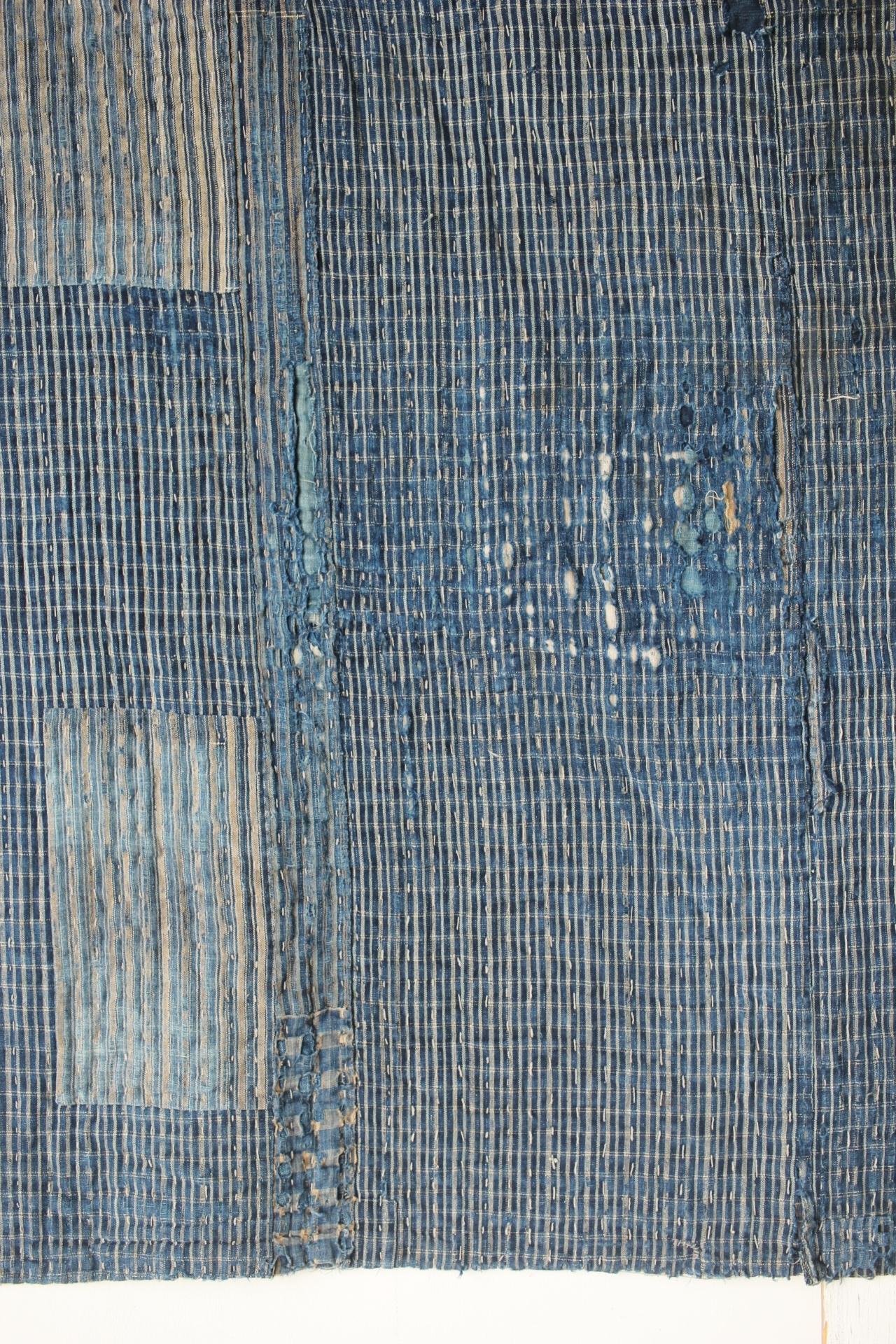 Japanese Antiques Primitive Art BORO Indigo-dyed Sashiko Old Cloth For Sale 12