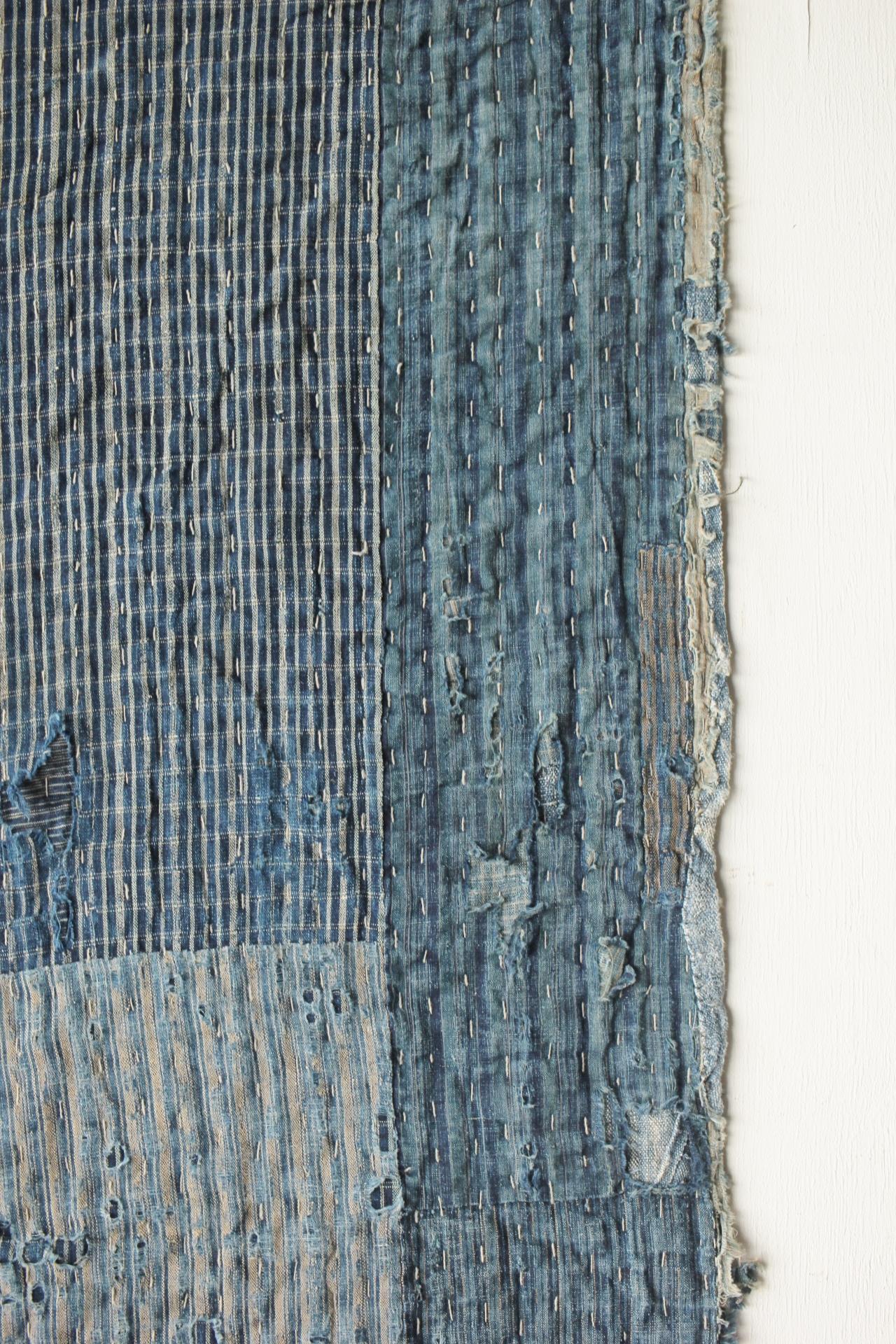Japanese Antiques Primitive Art BORO Indigo-dyed Sashiko Old Cloth For Sale 13