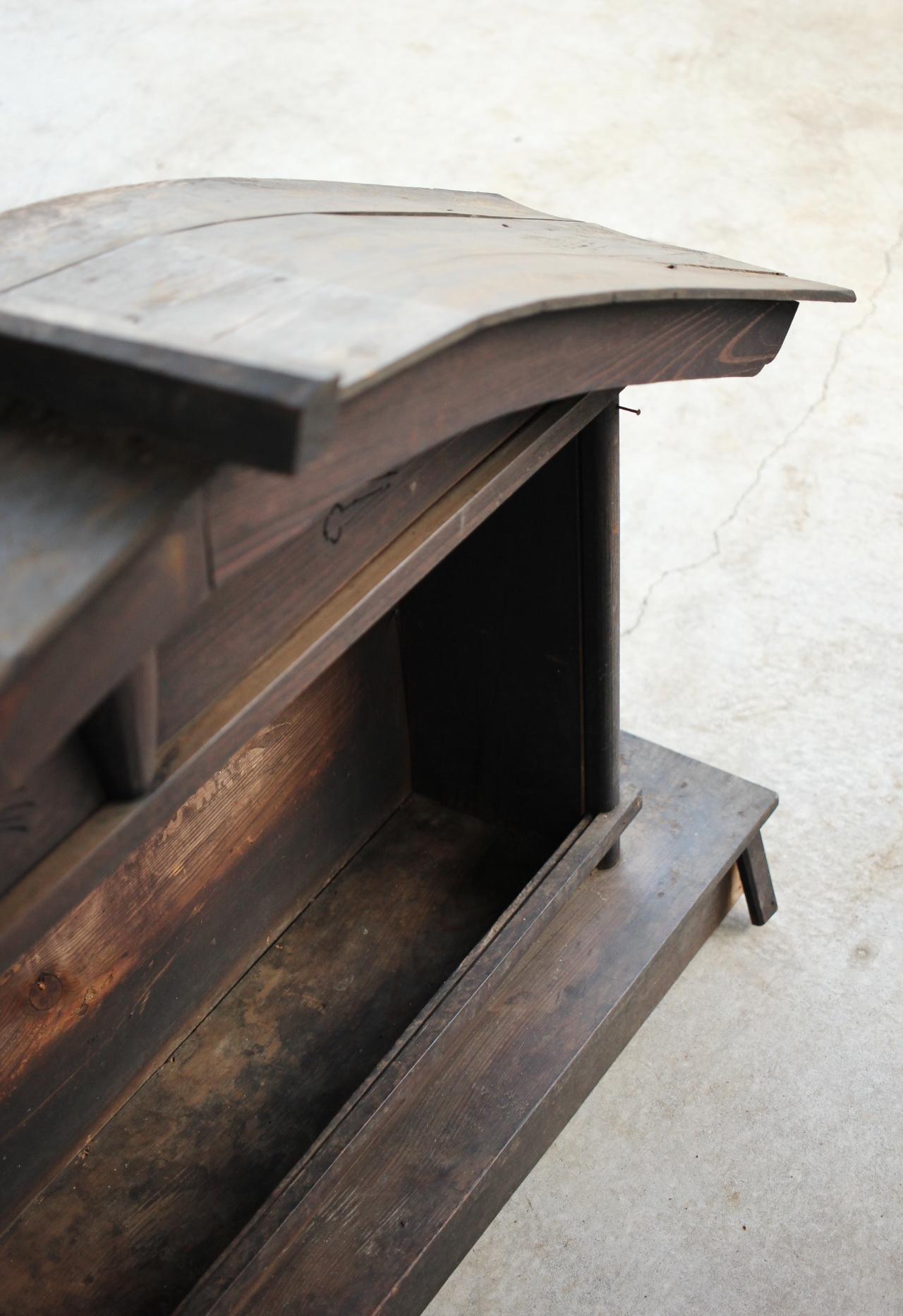 Japanese Antiques Primitive Art wood Shrine for Buddhist statues For Sale 12