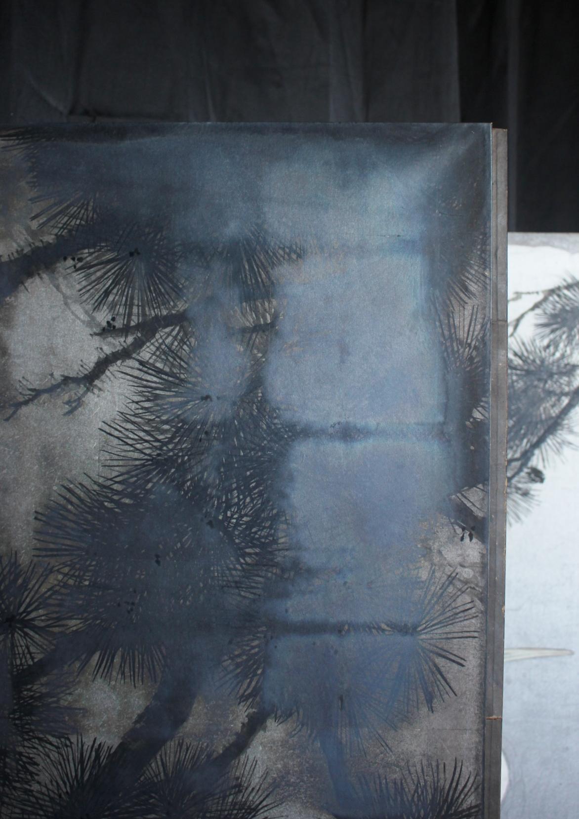 Paper Japanese Antiques Silver folding screen, 6-panel , cranes and pine For Sale