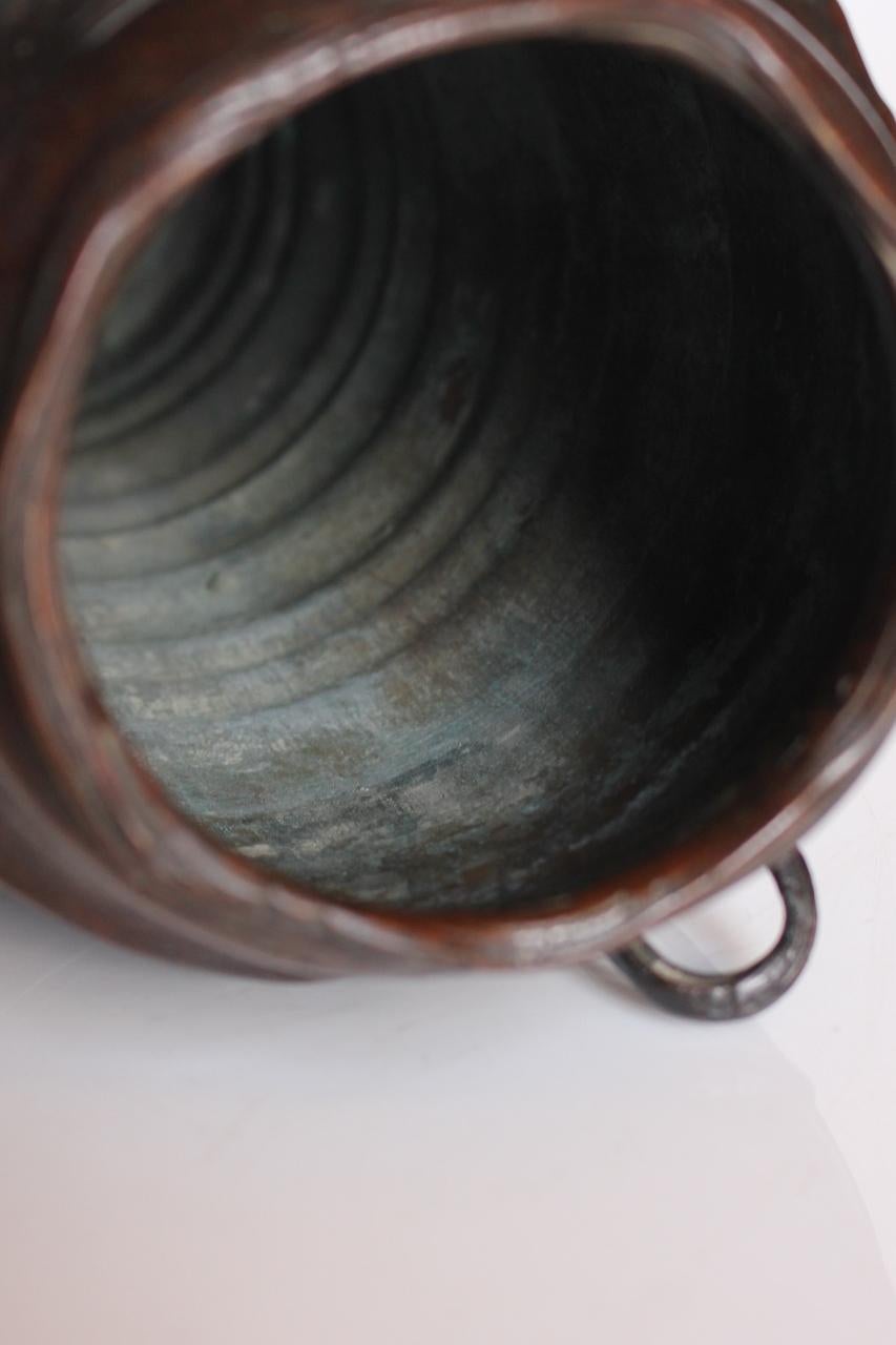 Vaso di antiquariato giapponese Suga Geshin, fusione di cera con motivo del drago della pioggia in vendita 14