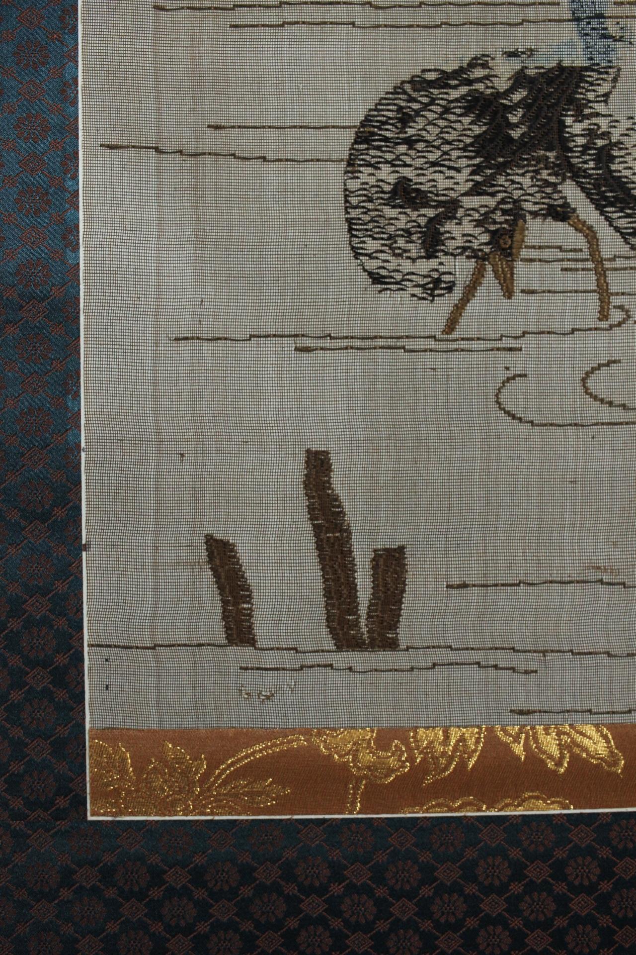 Japanese Antiques Takeya-machi embroidery, bird picture, hanging scroll For Sale 5