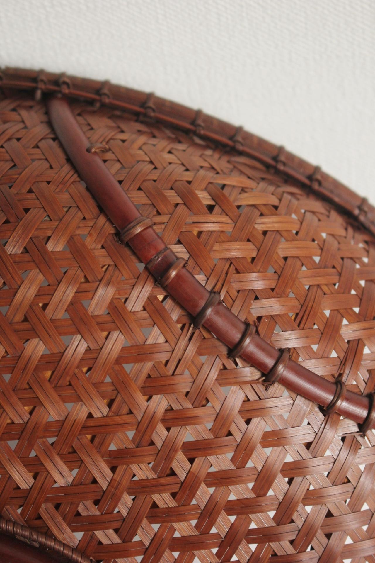 Japanese Antiques Tanaka Kosai Striped Flower Basket Bamboo Basket For Sale 11