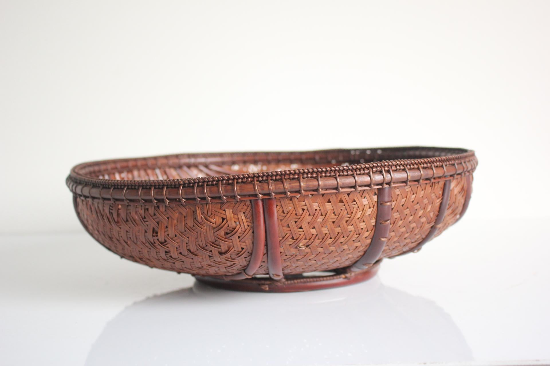 Japanese Antiques Tanaka Kosai Striped Flower Basket Bamboo Basket For Sale 5
