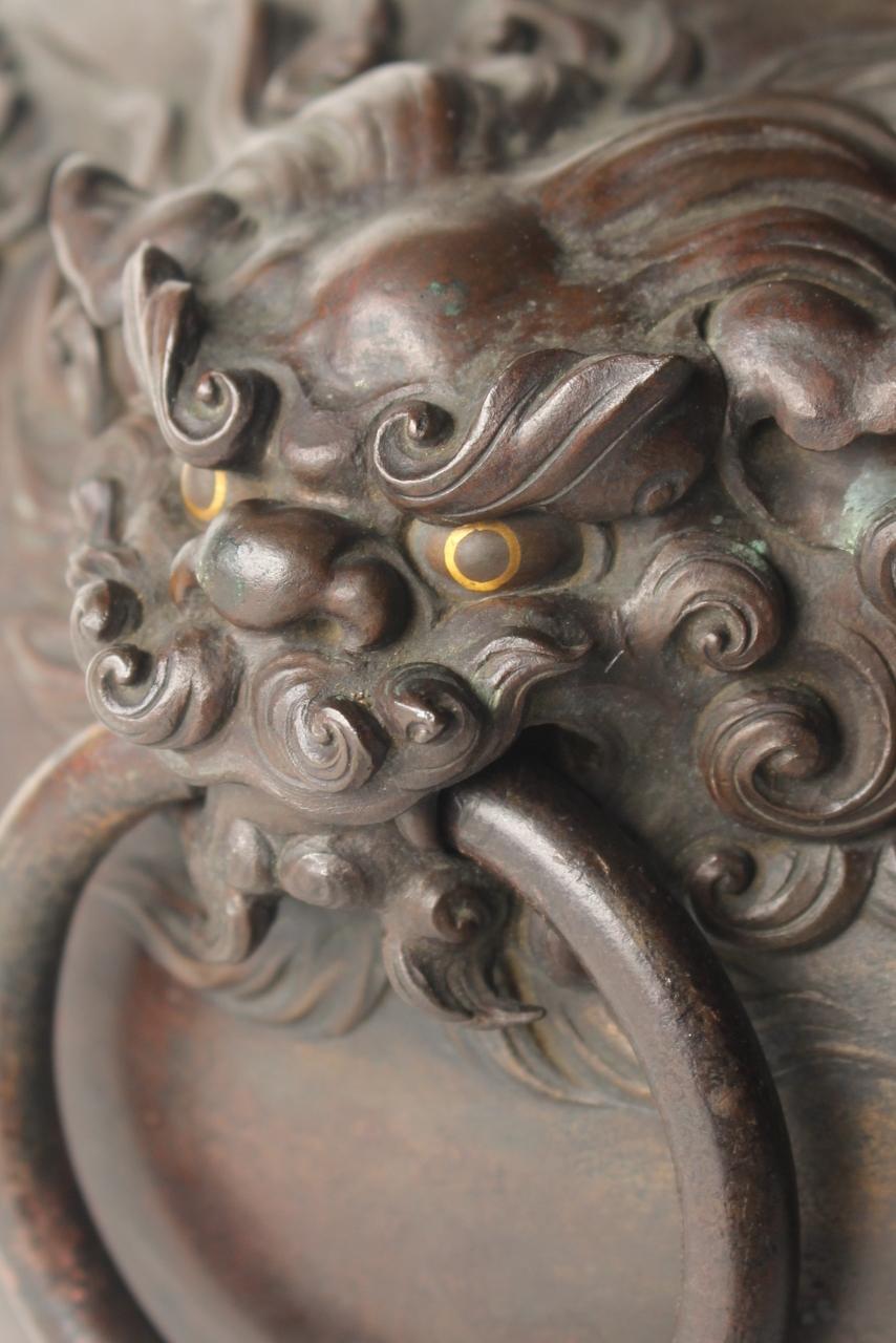 Japanese Antiques Tokyo copperware Takahashi Ryoun lion, peony motif big vase For Sale 10