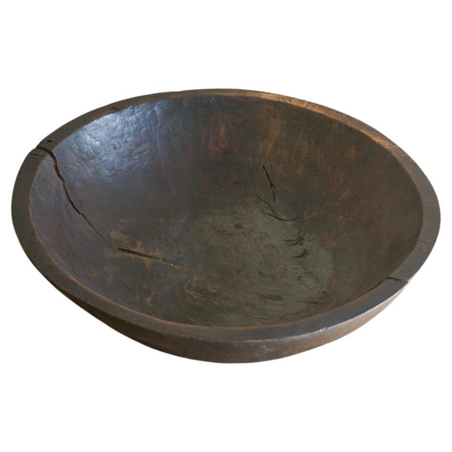 Japanese Antique Wooden Bowl 1910s-1940s Primitive Wabi-Sabi For Sale