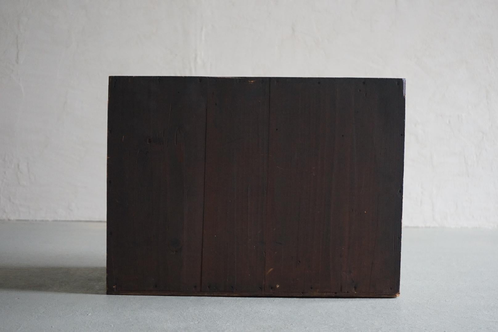 Japanese Antique Wooden Drawers Storage Box 1910s-1930s Wabi-Sabi For Sale 6