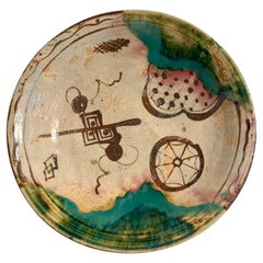 Plat en grès émaillé Ao-Oribe, début de la période Edo, 17e siècle, Japon