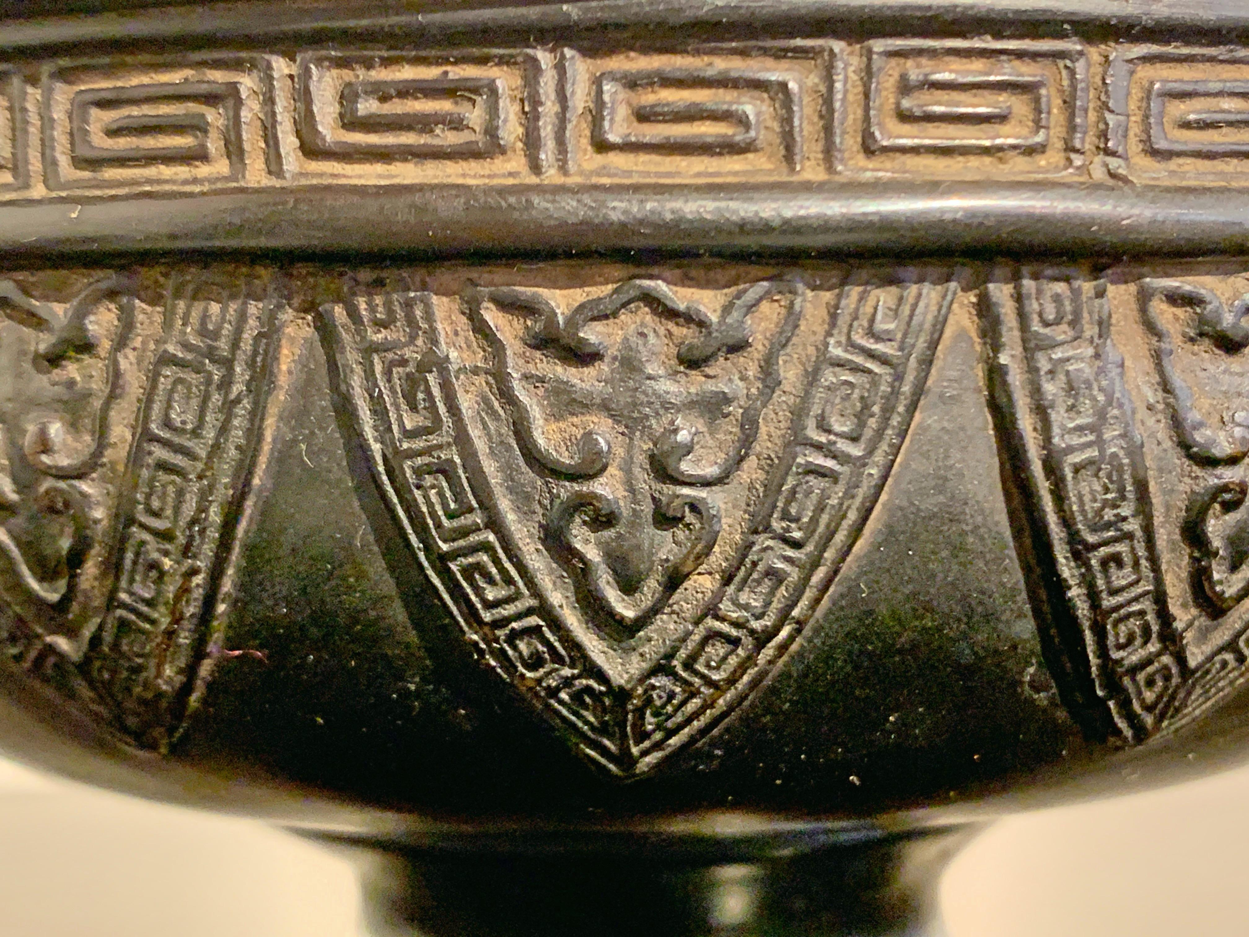 Japanese Archaistic Bronze Usabata with Waves and Plovers, Meiji Period 7