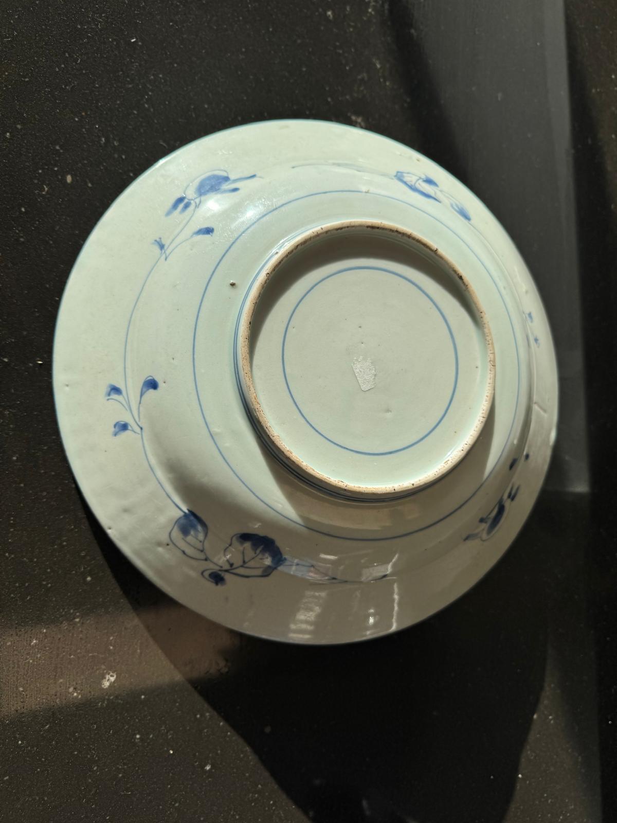 Japanese Arita Blue and White Kraak Dish - Edo Period, late 17th For Sale 5