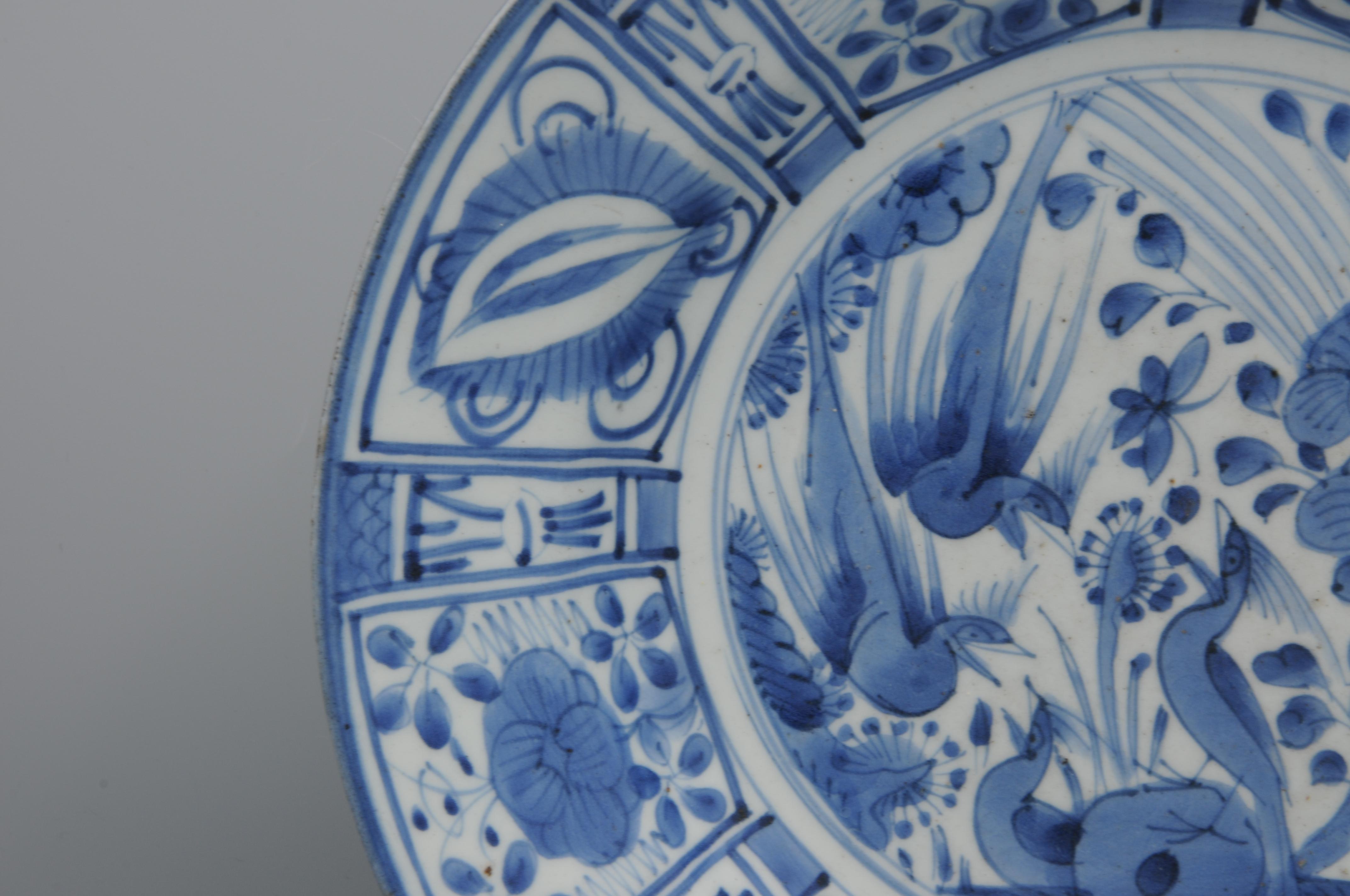 Plato Kraak Japonés Arita Azul y Blanco - Periodo Edo, finales del XVII en venta 1