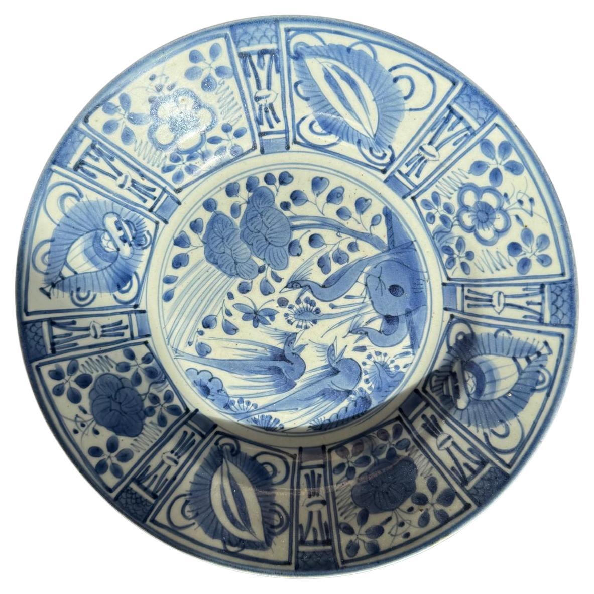 Hand-Painted Japanese Arita Blue and White Kraak Dish - Edo Period, late 17th For Sale