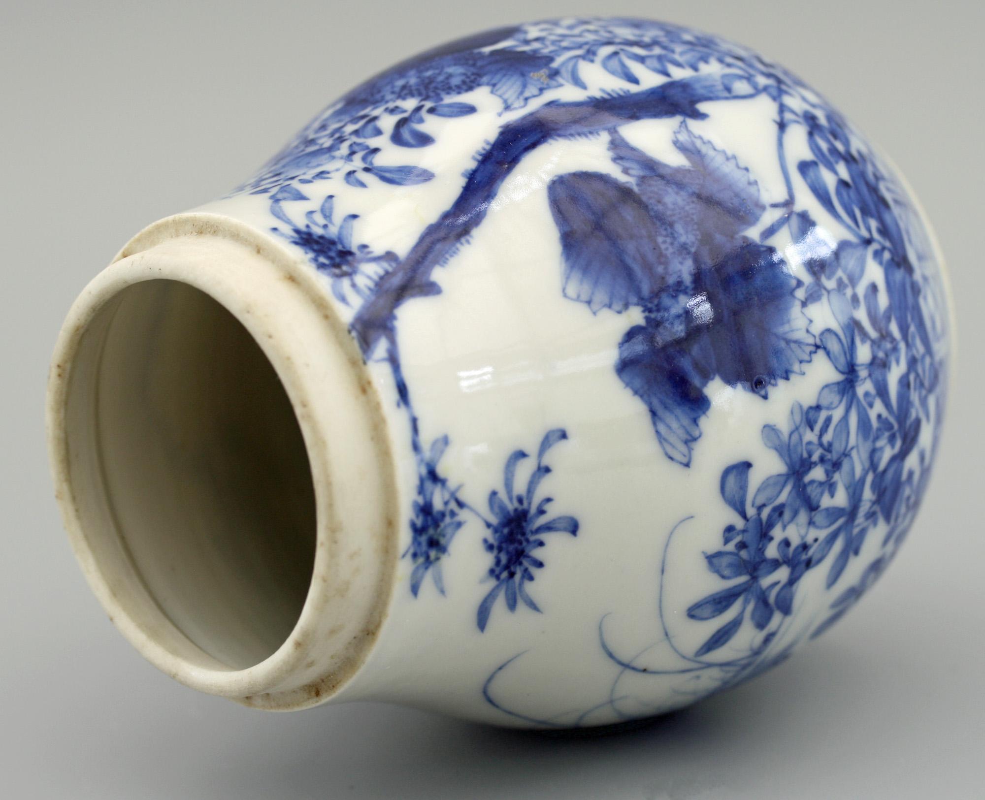 Japanese Arita Blue and White Landscape Porcelain Lidded Tea Caddy 1