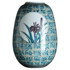 Japanese Arita "Iroe Shoubumon" ornamental vase L