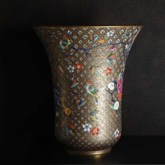 Japanische Arita "Kinsai Shichihou" Kamon-Vase