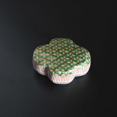 Japanese Arita "Mokkougata shichihou" Incence storage box made in Japan