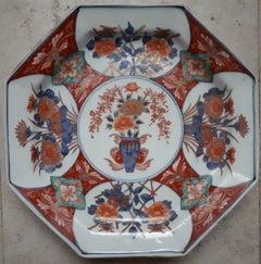 Japanese Arita Porcelain Dish With Imari Vase Decor, Japan Edo Period