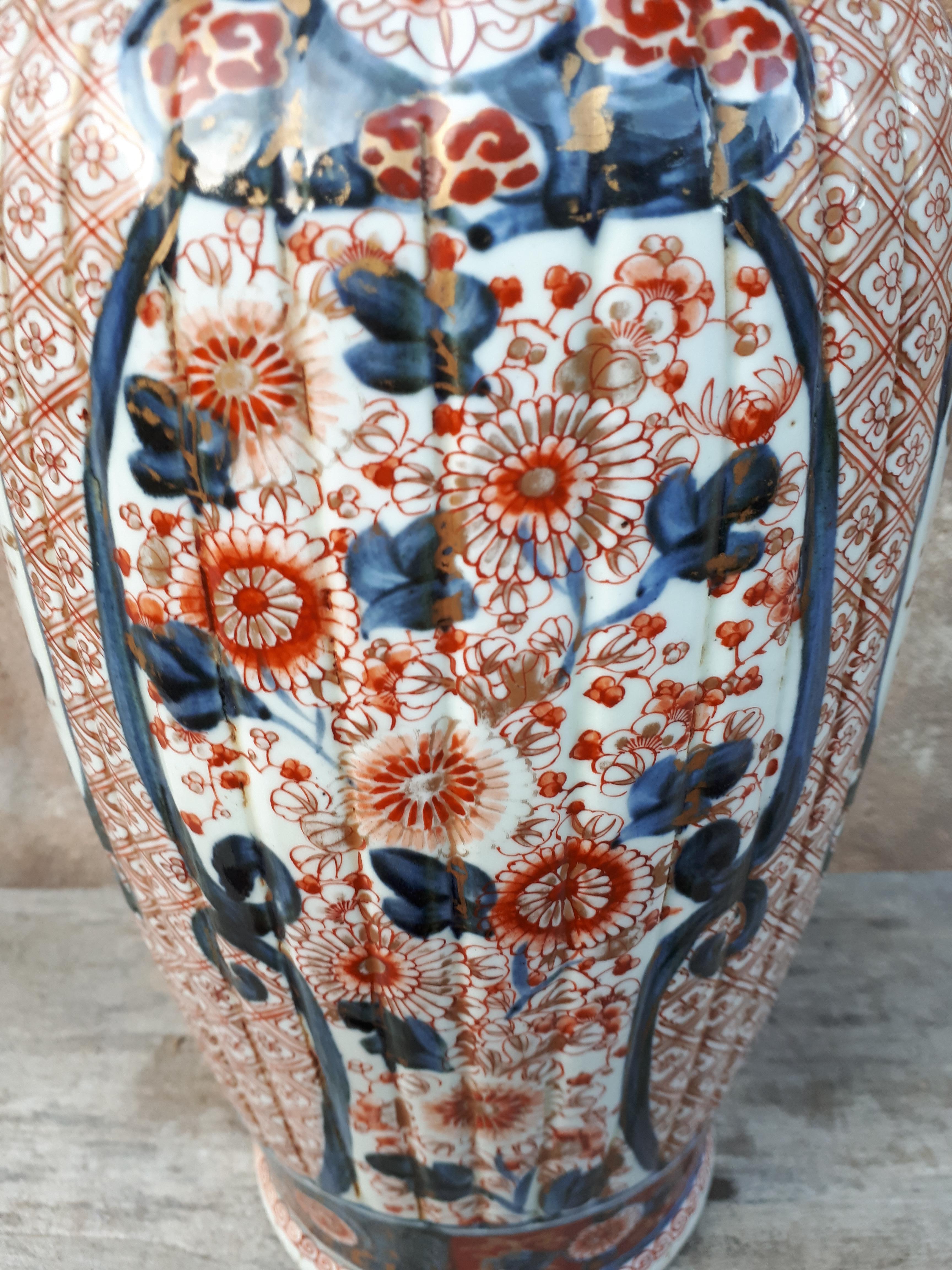 Vase japonais en porcelaine Arita avec décoration Imari, période Edo en vente 11