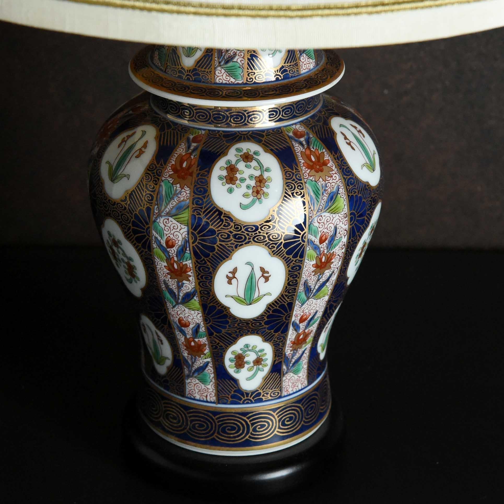 Japanische Arita-Lampe „Sarasa“ aus Japan (Japonismus) im Angebot