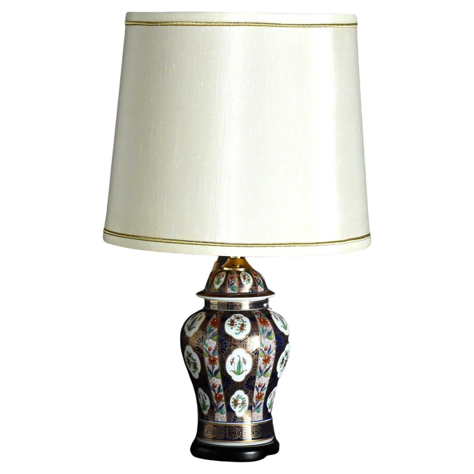 Japanische Arita-Lampe ��„Sarasa“ aus Japan im Angebot