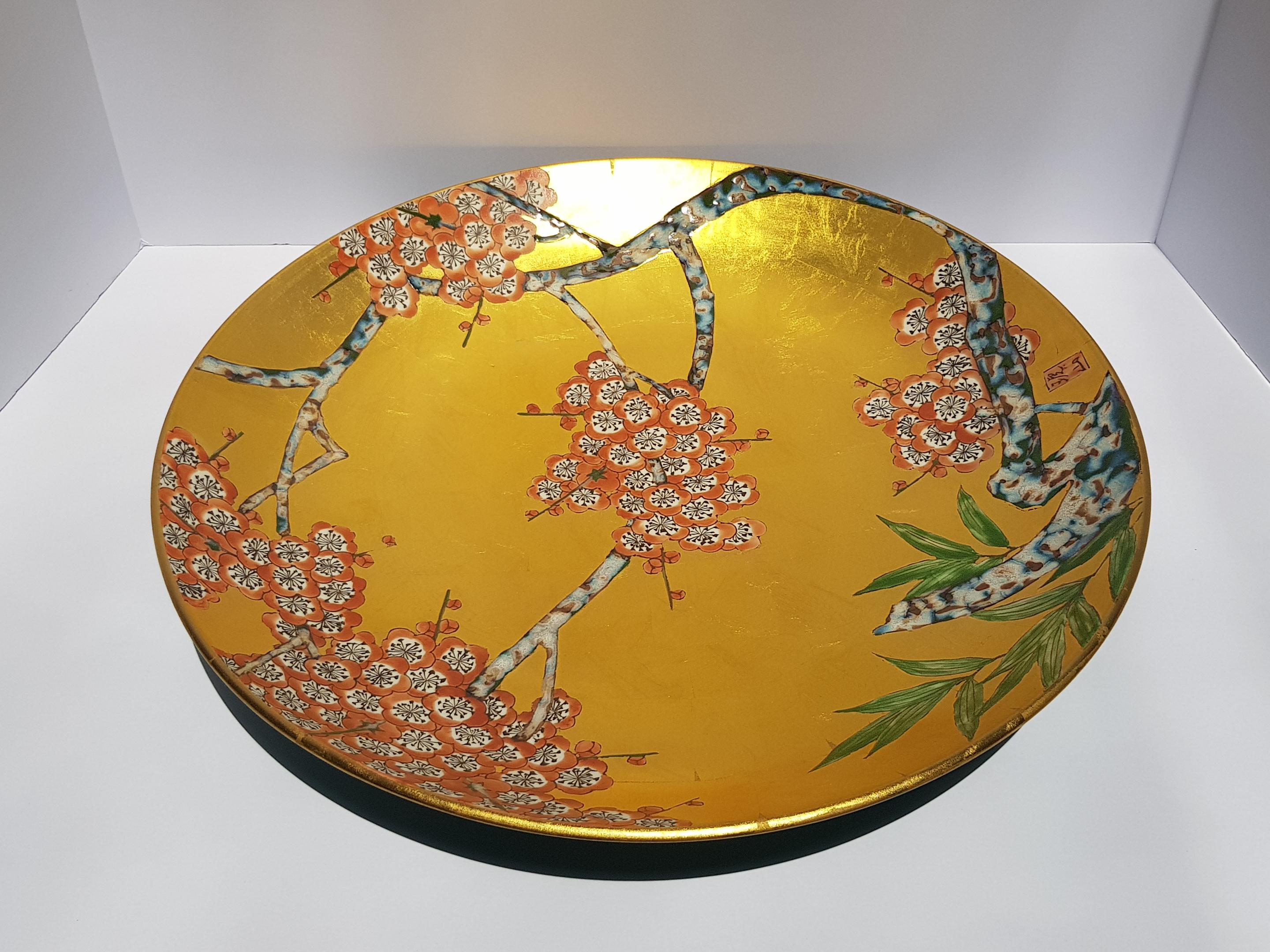Hand-Crafted Japanese Arita Ware Porcelain Ceramic Plate Gold Cherry Blossoms Kinrande Kyoto For Sale