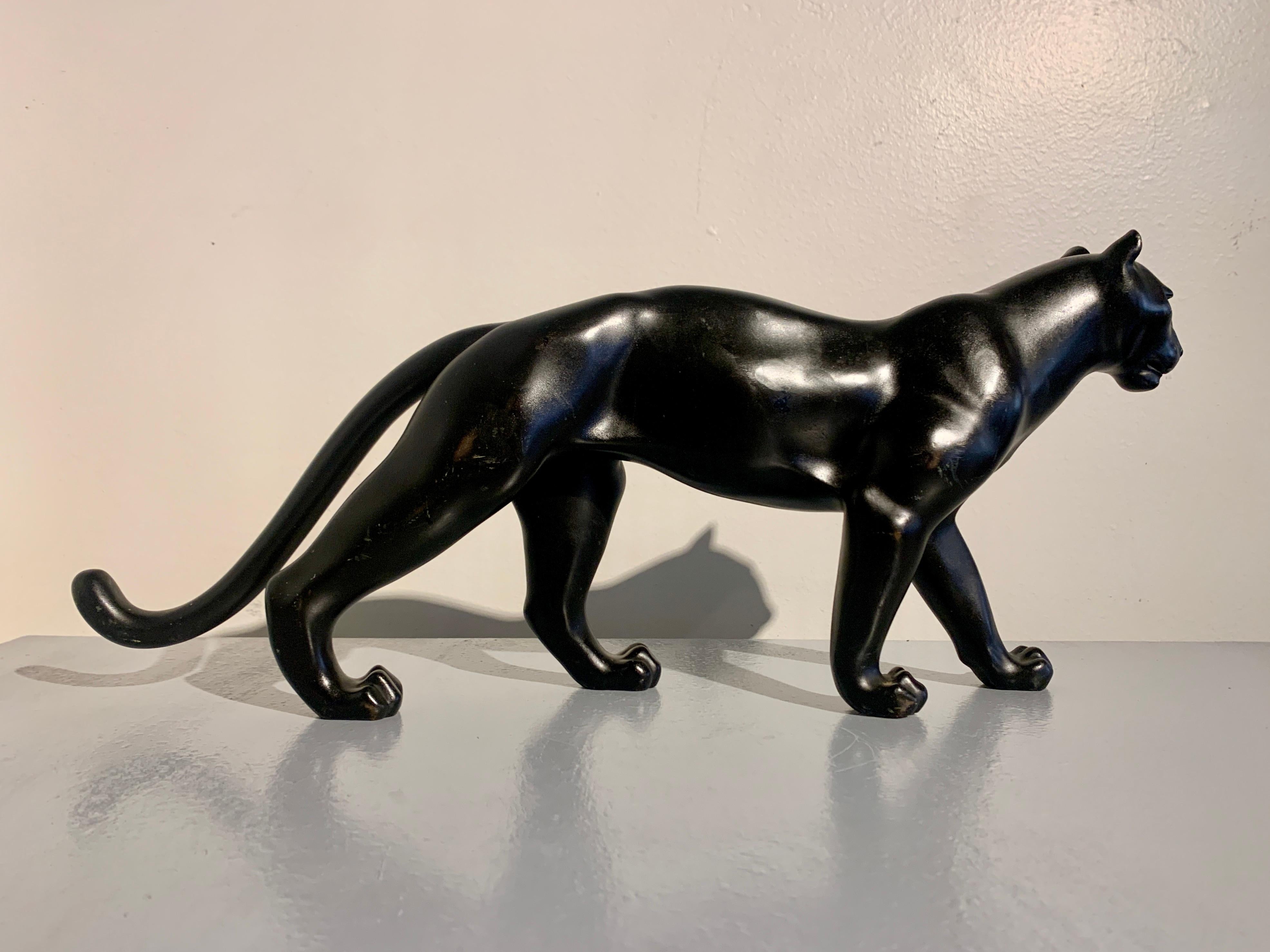 Mid-20th Century Japanese Art Deco Bronze Panther by Yukiyoshi, Showa Era, 1930's, Japan