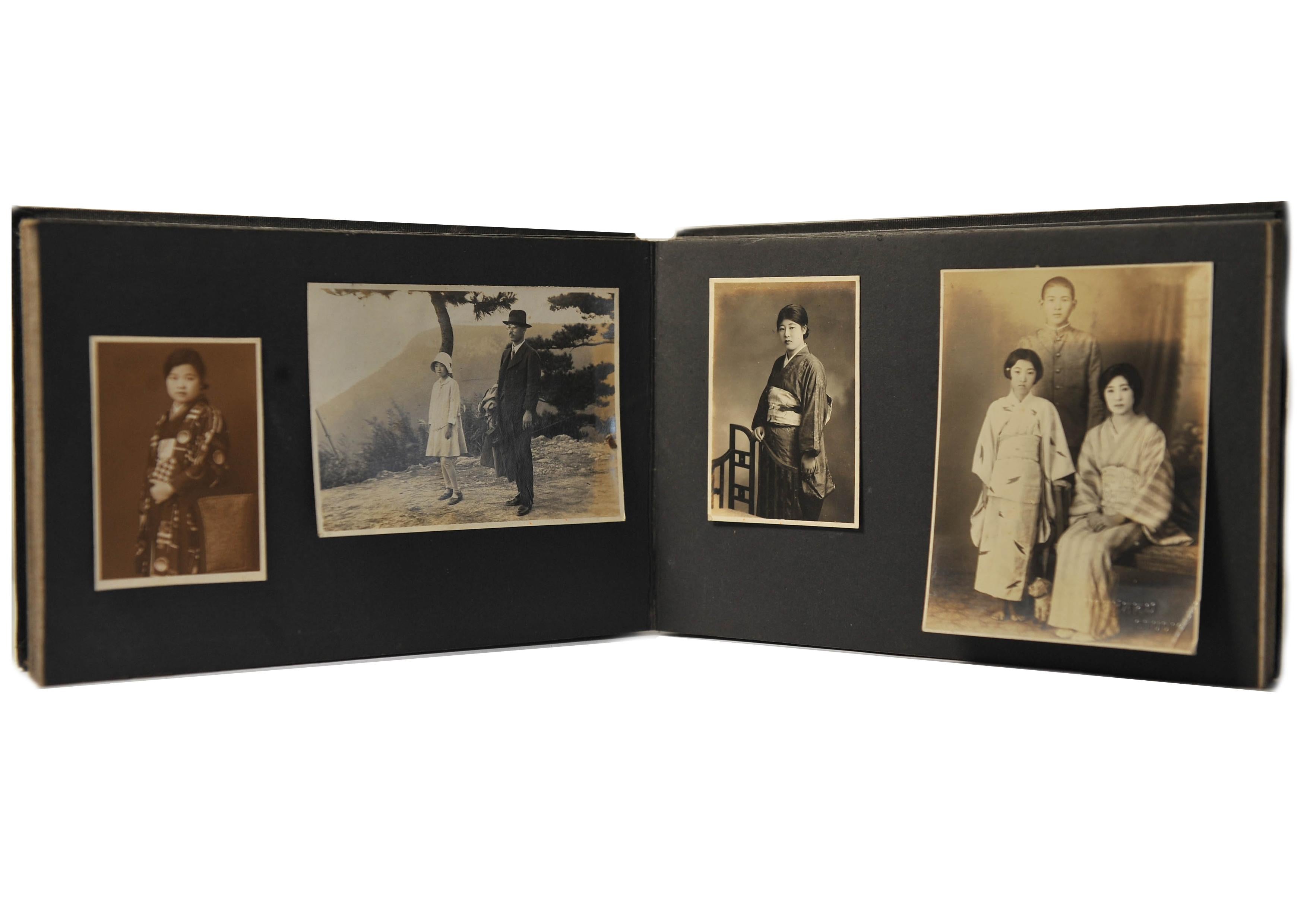 Paper Japanese Art Deco Early 20th Century Photo Album With Photos Included For Sale