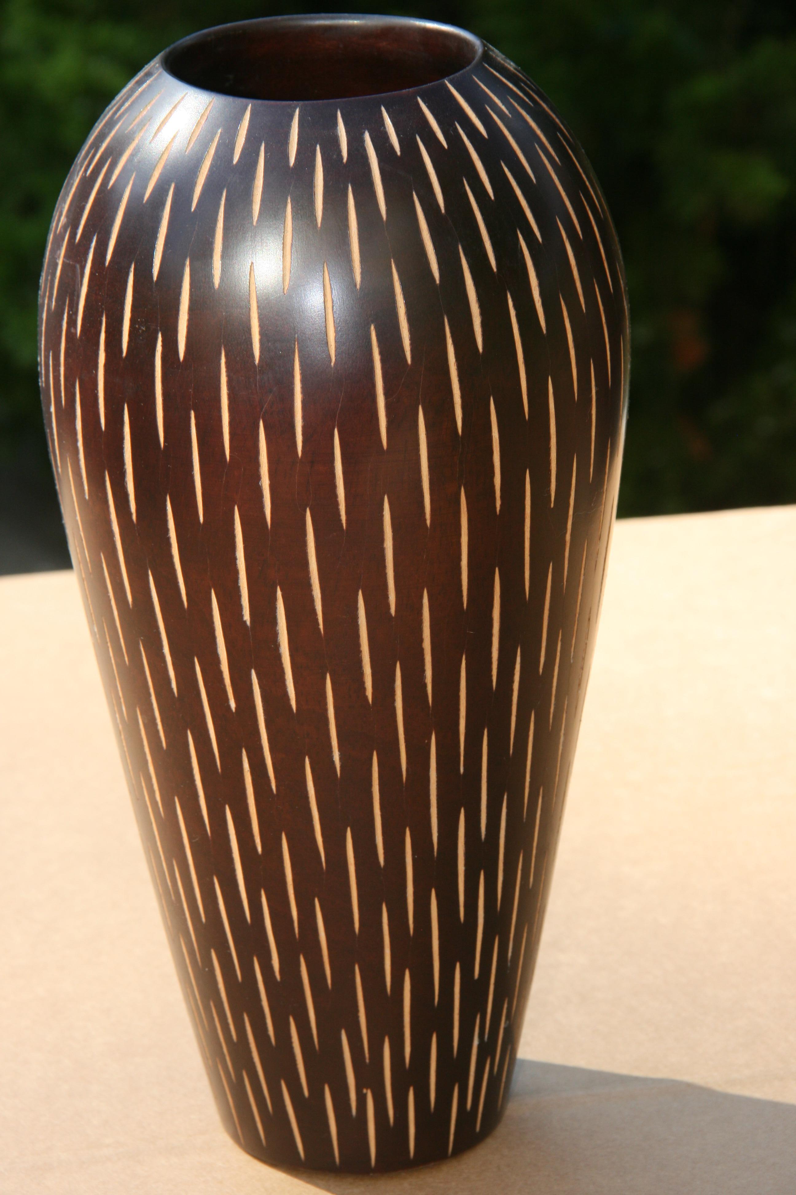 Japanese Art Deco Style Hand Turned Wood Vase with Incised Vertical Slits In Good Condition For Sale In Douglas Manor, NY