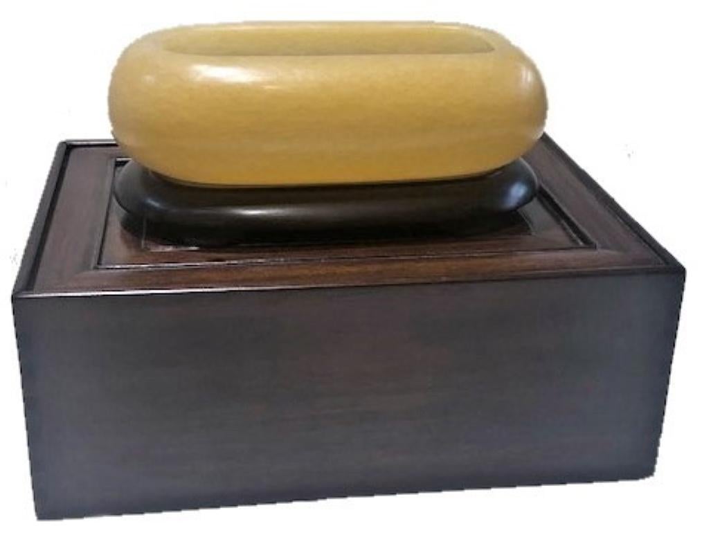Japanese Art Deco, Yellow Stone Vessel in Wood and Silk Presentation Box In Good Condition In New York, NY