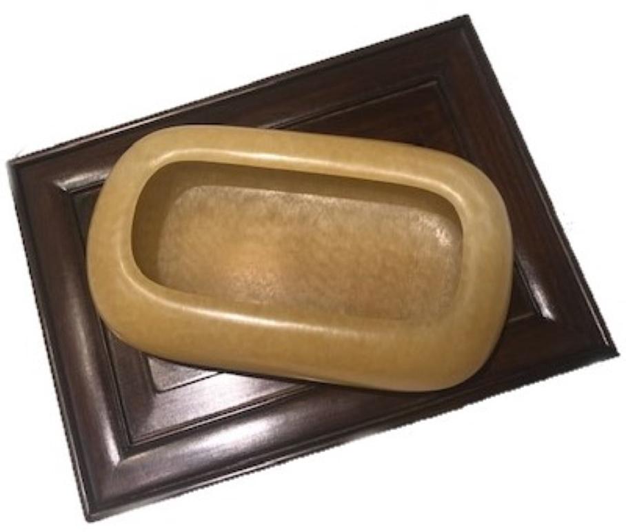 Japanese Art Deco, Yellow Stone Vessel in Wood and Silk Presentation Box 4